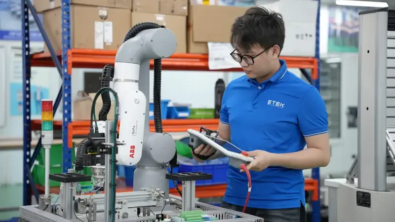 Trường ĐH Giao Thông Vận Tải (T&N)